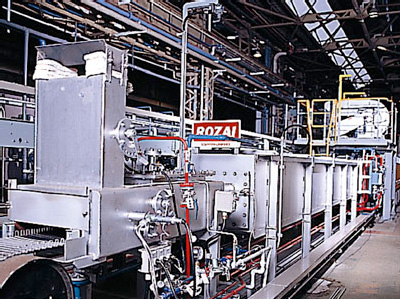水素雰囲気溶体化熱処理炉（300kg/H）